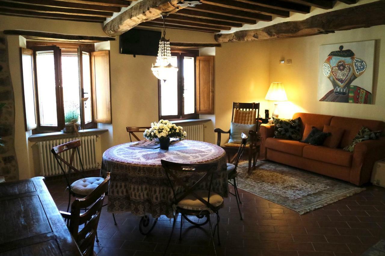 Andante appartamenti Castelnuovo di Val di Cecina Esterno foto